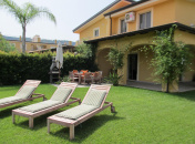 Villa 18 Pizzo Beach Club | 3 Bed 2 Bath | Garden 370 sqm | Beach Access